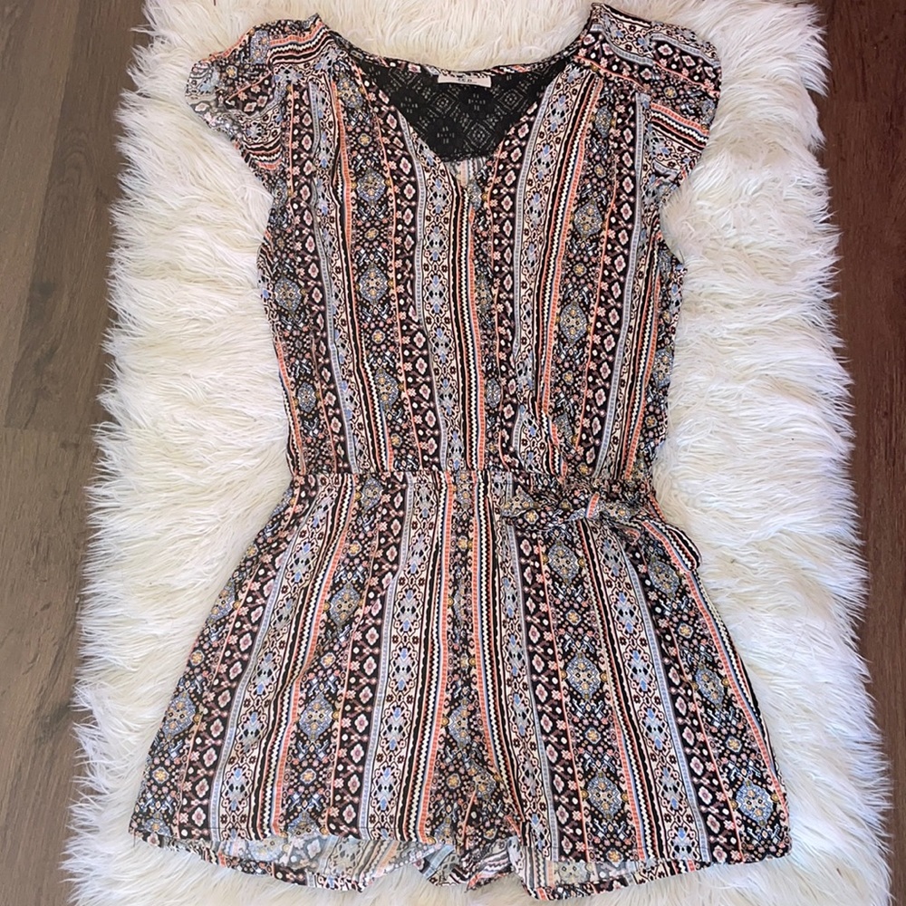 Joe B by Joe Benbasset Juniors Floral Romper
